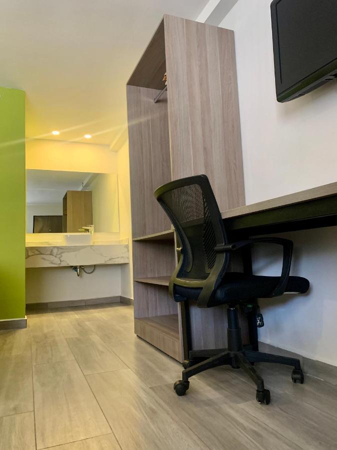 Hotel Bugambilia Hermosillo Bagian luar foto