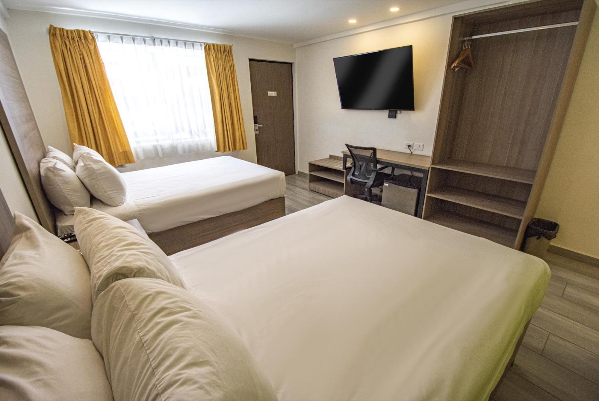 Hotel Bugambilia Hermosillo Bagian luar foto