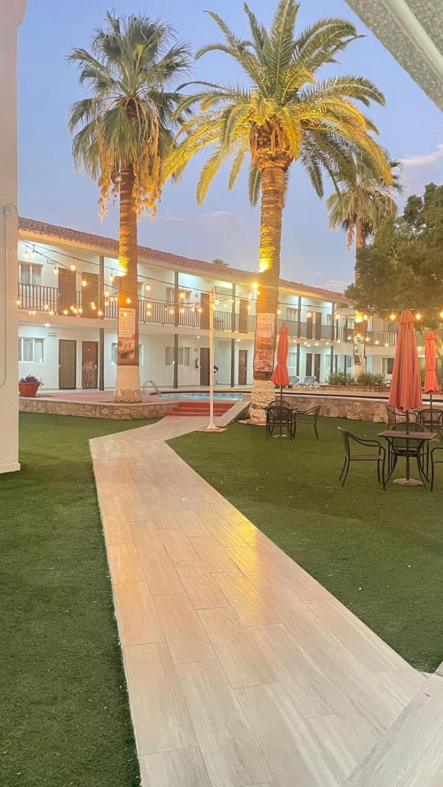 Hotel Bugambilia Hermosillo Bagian luar foto